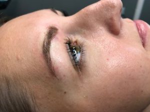 Natural Looking Brows 2